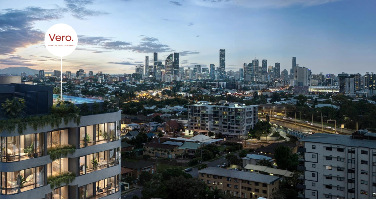 Vero-Hero-Superman-with-Logo